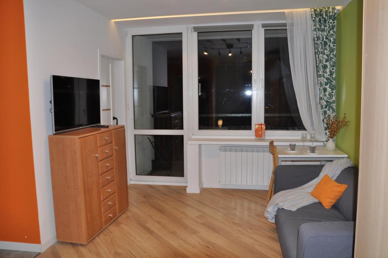 Metro Arsenal - 100 M Od Metra Apartment Warsaw